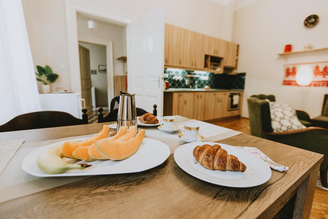 Budapest Folk Apartment 60Sm Spacious And Bright Exterior foto