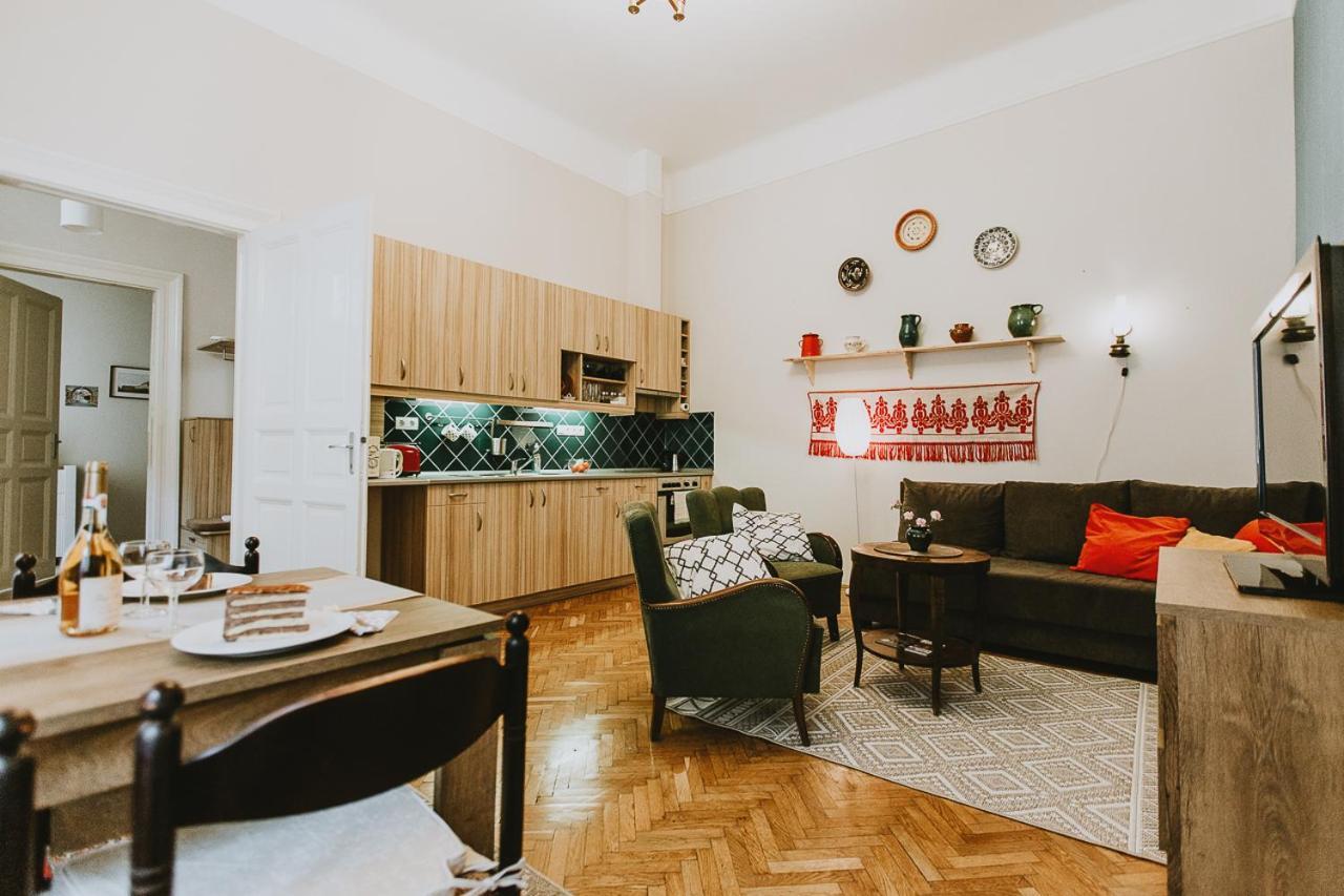 Budapest Folk Apartment 60Sm Spacious And Bright Exterior foto