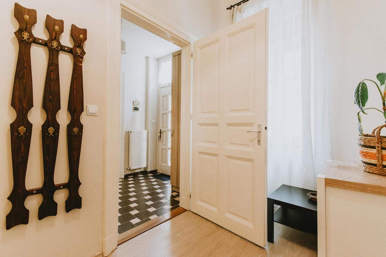 Budapest Folk Apartment 60Sm Spacious And Bright Exterior foto